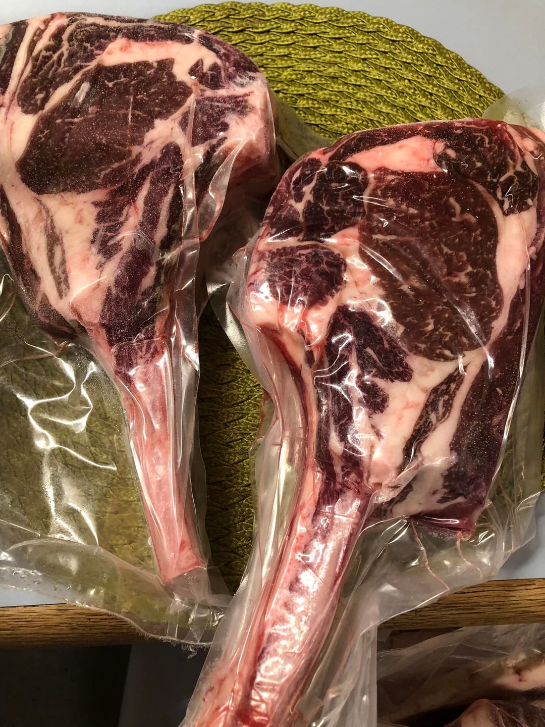 Angus Tomahawk